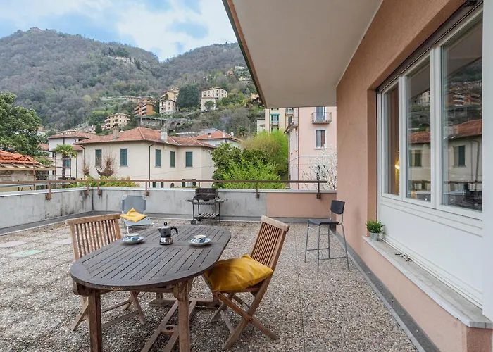 Guesthost - Center Apartments!