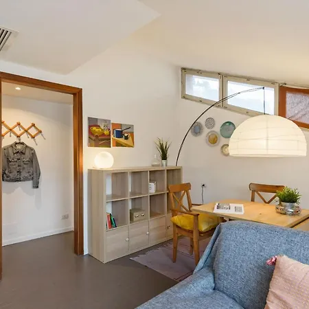 Center Apartments! Διαμέρισμα *