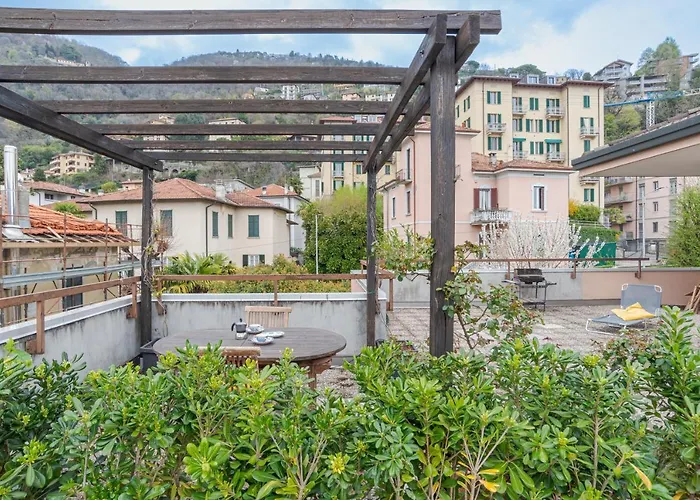 Guesthost - Center Apartments!