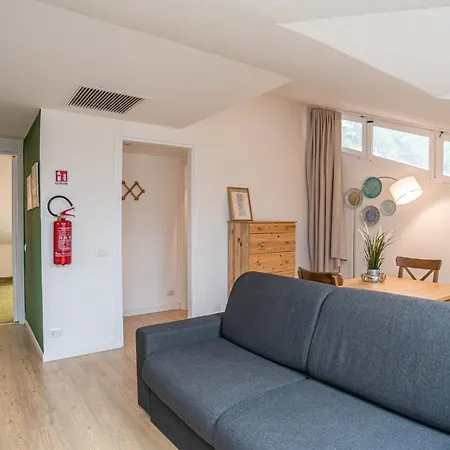 Guesthost - Center Apartments!